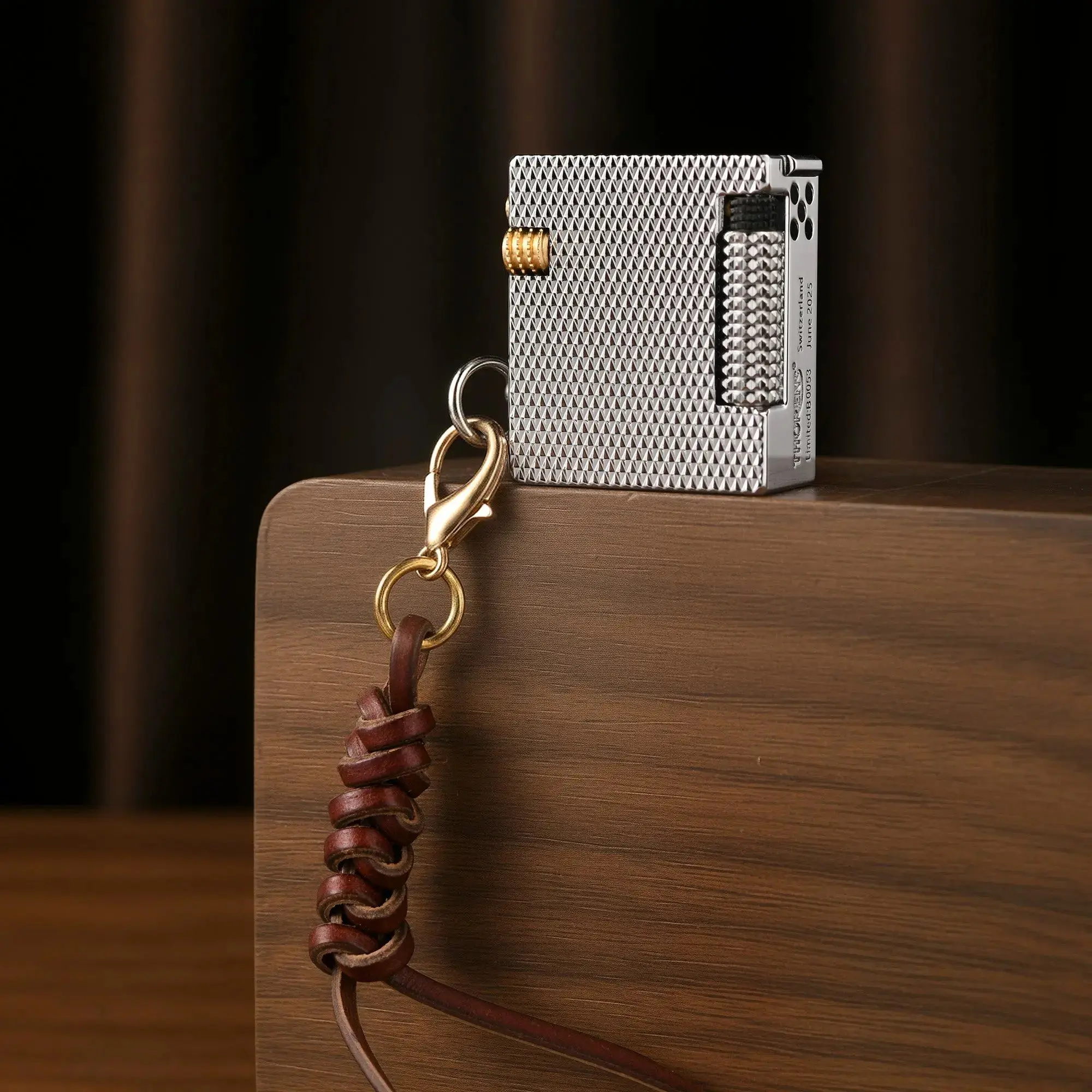 Mini Cube Silver Mesh - Image 7