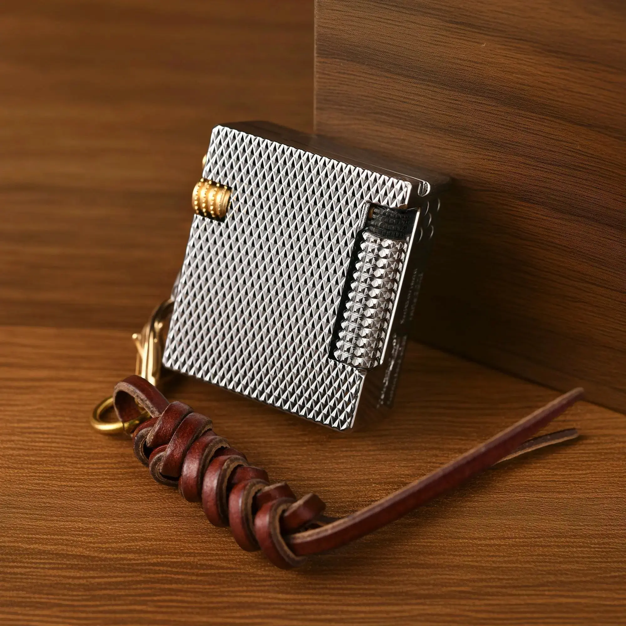 Mini Cube Silver Mesh - Image 8